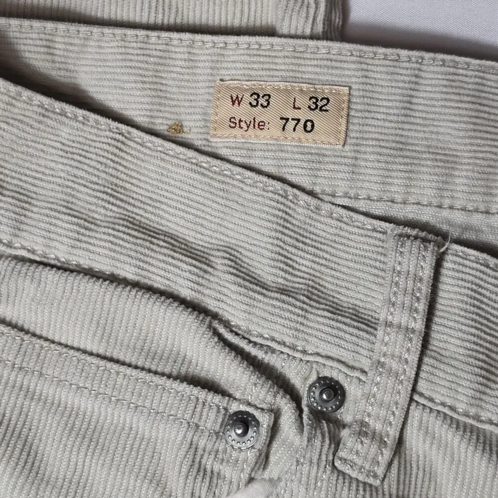 J.Crew 770 Straight Fit Corduroy Pants Jeans 33x32 Beige Stretch Straight Fit
